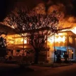 Kebakaran Hebat Melanda Kantor Bupati Bulungan, Penyebab Belum Diketahui