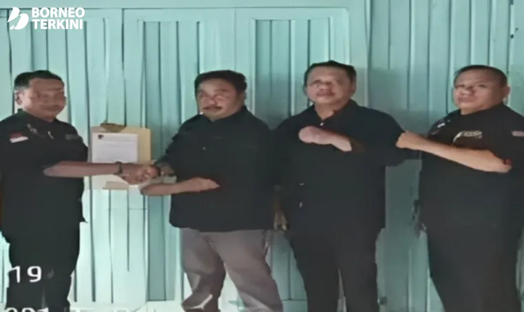 Dpp Akpersi Resmi Serahkan Mandat Dan Sk Kepengur