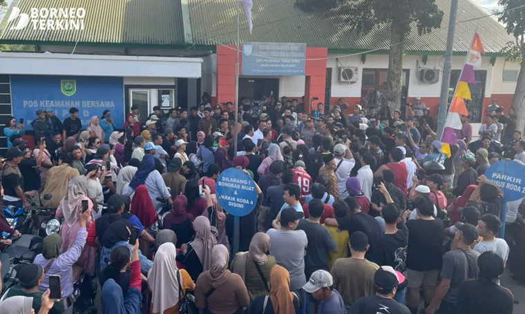 Tolak Sistem Parkir Elektronik Di Psad