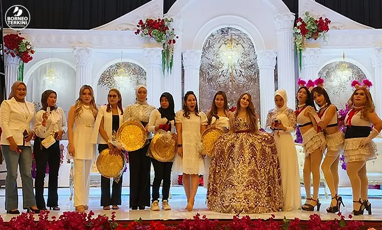 Anniversary Ke-16 Pernikahan, Dina Luncurkan Produk Kecantikan Dinamisel Glow