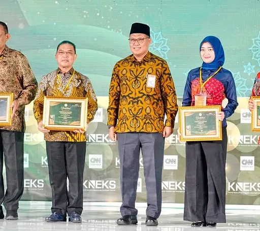 Dua Penghargaan Nasional Ekonomi Syariah Diraih Kaltara