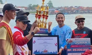 Kontingen Ogan Ilir Juara I Ajang Festival Perahu Bidar dan Perahu Hias Sumsel