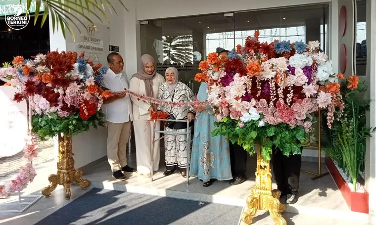 Palembang Punya Destinasi Kuliner Baru, Fine Today Cafe Tawarkan Konsep Lengkap