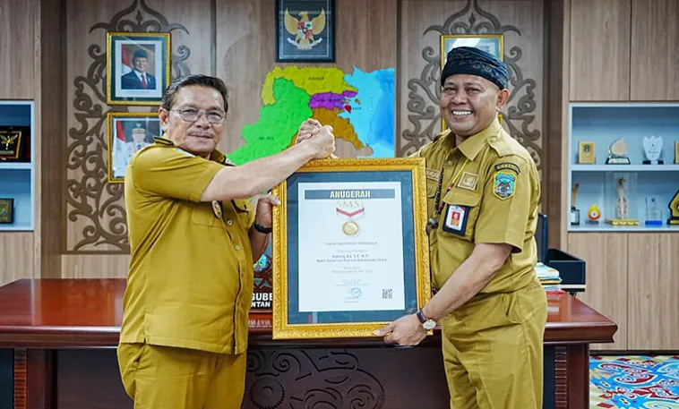 Wagub Kaltara Raih Anugerah dari Pengurus Pusat SMSI