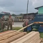 Jaga Estetika Kota, Satpol PP Bulungan Amankan Kayu Illagal di Jalan Sabanar Lama
