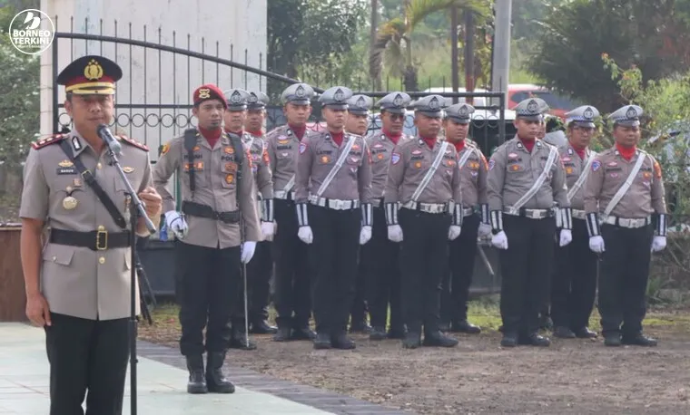 Polres Ogan Ilir Ziarah ke Makam Pahlawan Sambut Hari Bhayangkara ke-80
