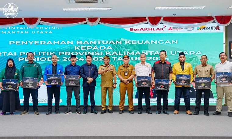 Pemprov Kaltara Serahkan Bantuan Keuangan untuk 10 Parpol 1 Pemprov Kaltara Serahkan Bantuan Keuangan untuk 10 Parpol