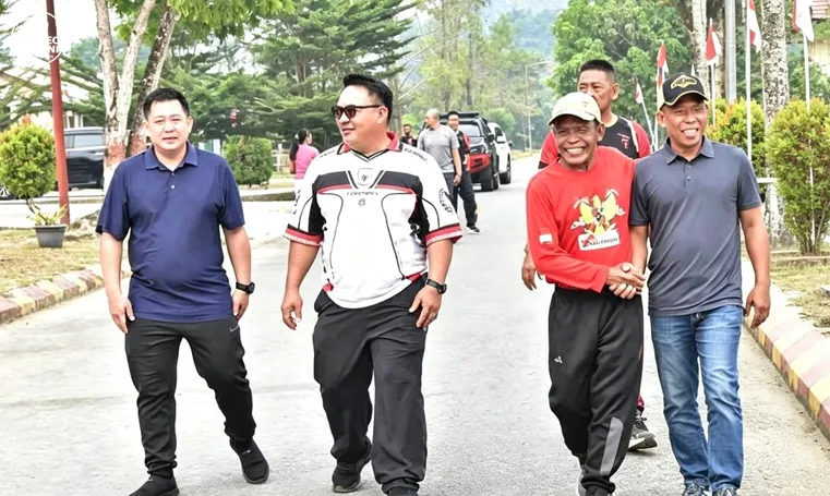 Wakil Ketua DPRD Tasa Gung Apresiasi Kegiatan Pemuda Srimulya Peringati HUT RI ke-81